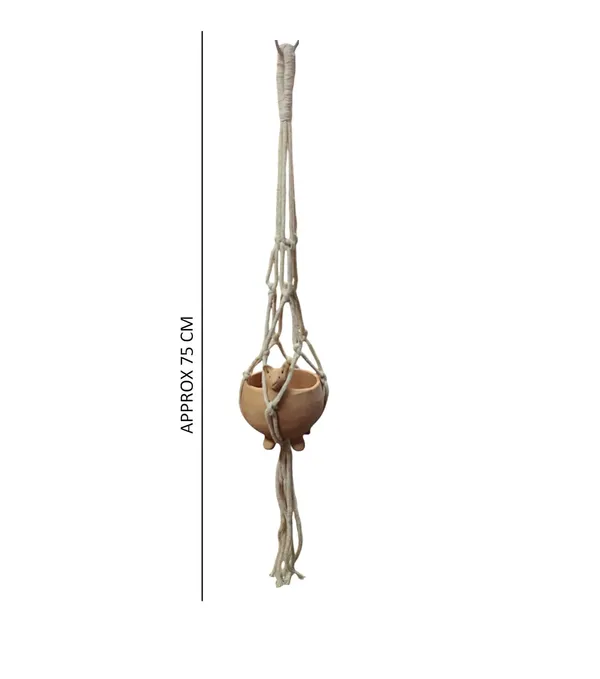 Macrame_Plant_Hanger_With_Terracotta_Planter