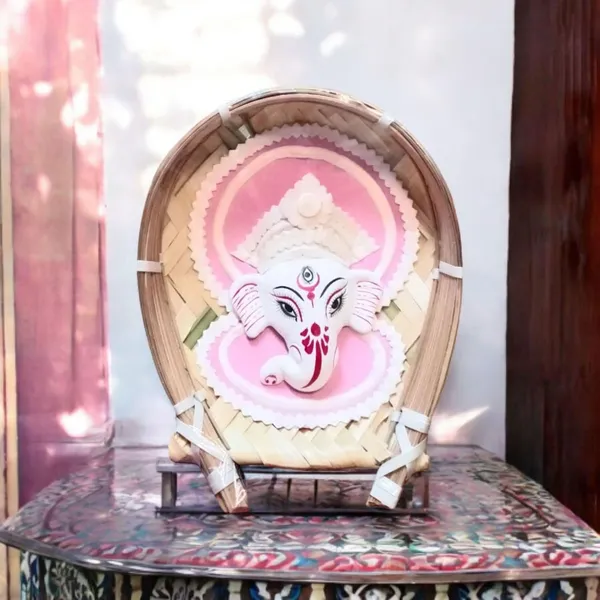 Ganesha_Face_Wall_Hanging_In_Bamboo_Tray