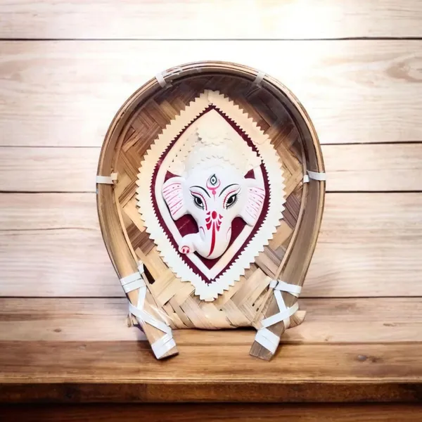 Ganesha_Face_Wall_Hanging_With_Bamboo_Tray