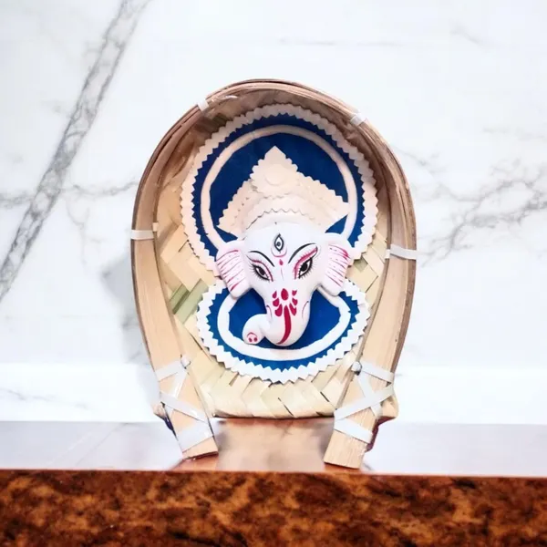 Ganesha_Face_Wall_Hanging_In_Bamboo_Tray