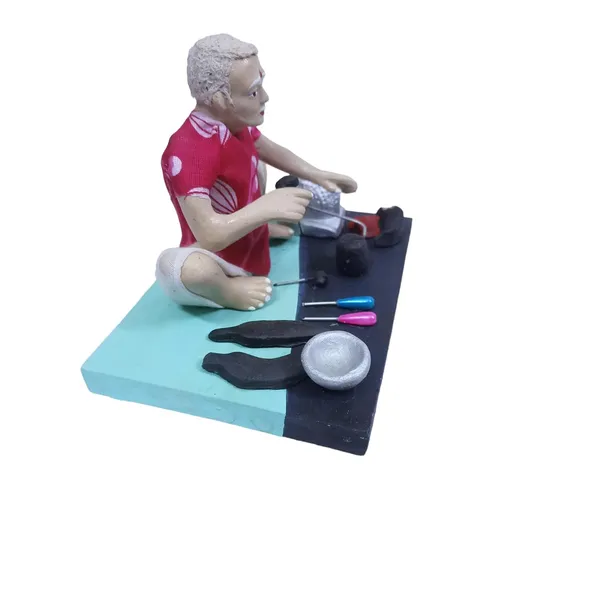 Clay_Doll_Human_Working_Figure