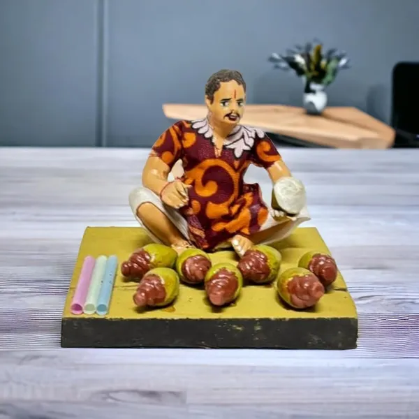 Clay_Miniature_Coconut_Seller_Figurine
