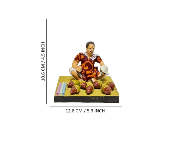 Clay_Miniature_Coconut_Seller_Figurine