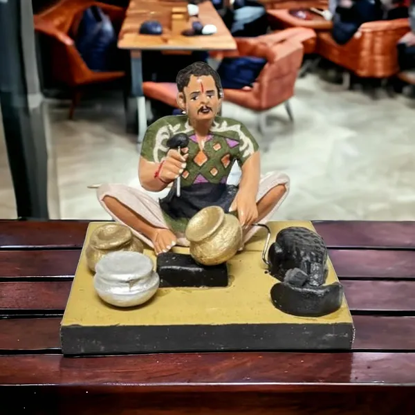 Handmade_Clay_Human_Figure_Miniature