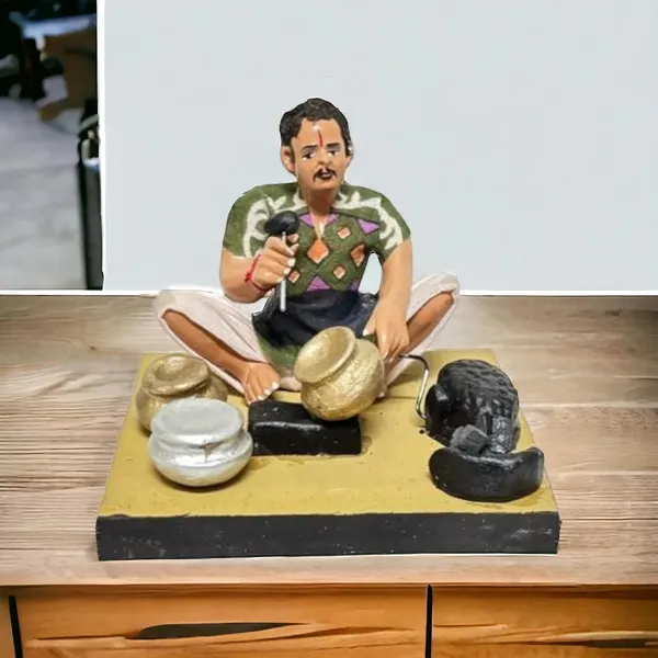 Handmade_Clay_Human_Figure_Miniature