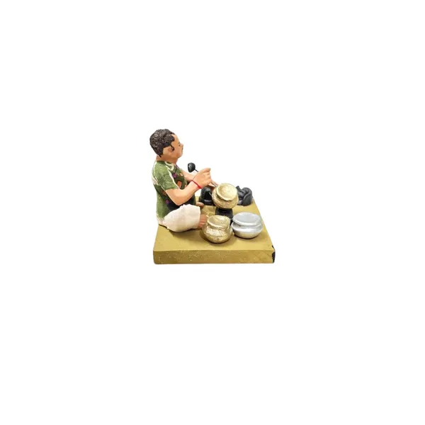 Handmade_Clay_Human_Figure_Miniature