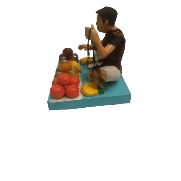 Clay_Miniature_Vegetable_Seller_Figure