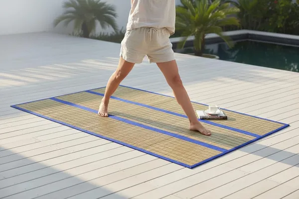 Korai_Grass_Floor_Mat
