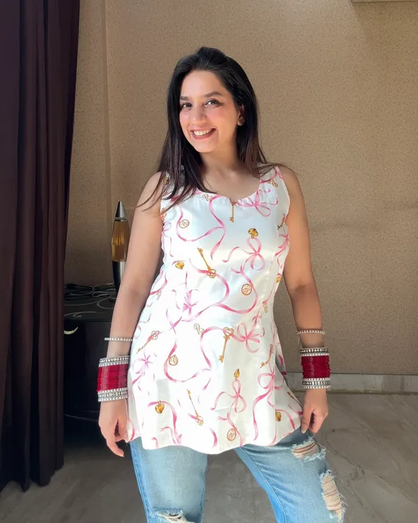 RHEA_SHORT_KURTI_(WOMEN)