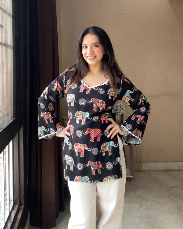 GAJRA_SHORT_KURTI_(WOMEN)