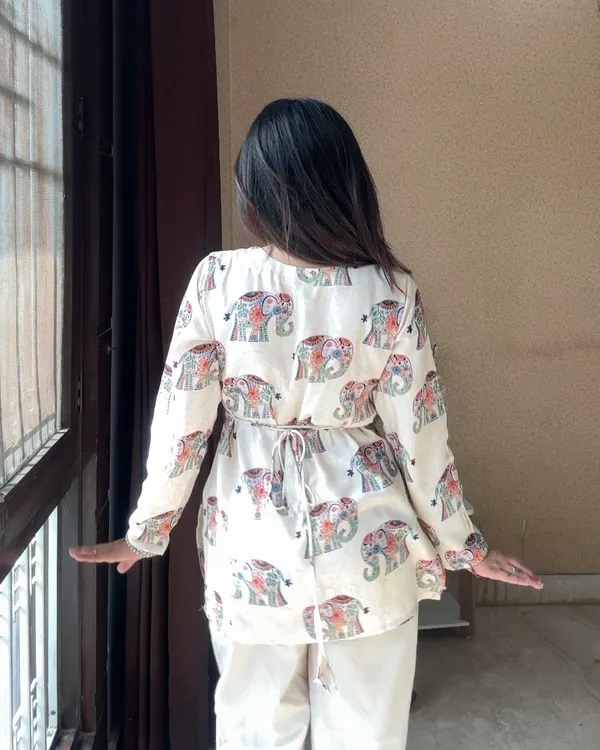 HANS_SHORT_KURTI_(WOMEN)