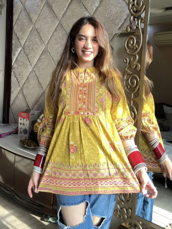 BASANTI_FLARED_KURTI_(WOMEN)