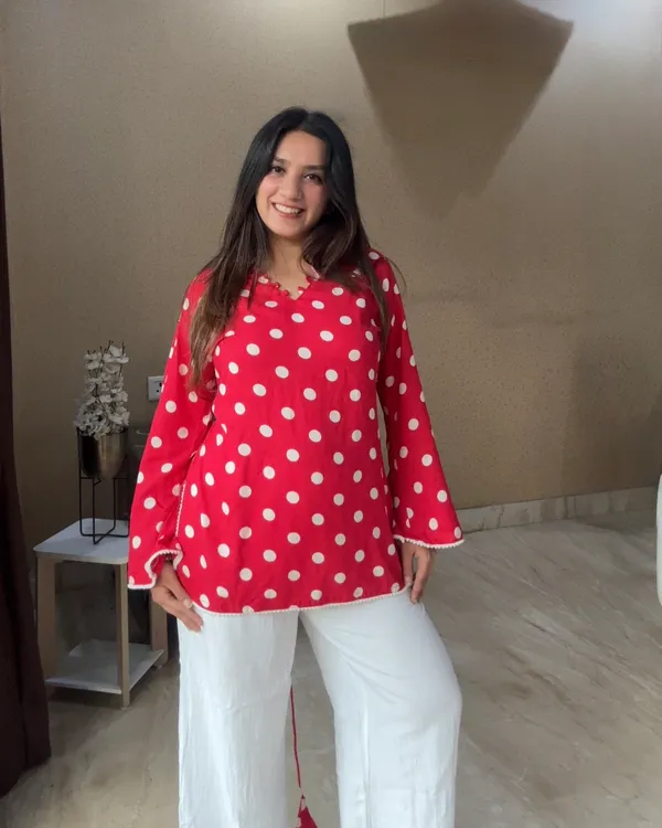 NISHA_SHORT_KURTI_(WOMEN)