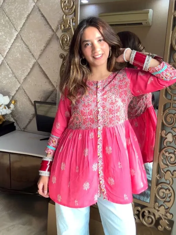 PANKHURI_FLARED_KURTI_(WOMEN)
