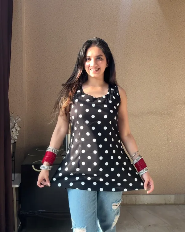 CHAAND_SHORT_KURTI_(WOMEN)