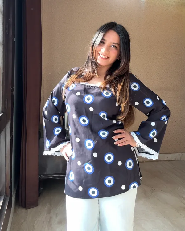 NAAYRA_SHORT_KURTI_(WOMEN)