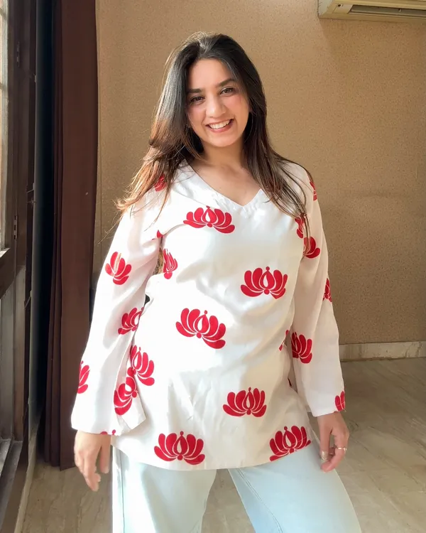 MADHURI_SHORT_KURTI_(WOMEN)