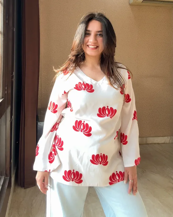 MADHURI_SHORT_KURTI_(WOMEN)