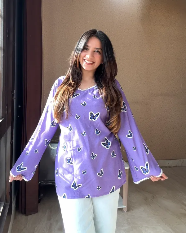 TITLI_SHORT_KURTI_(WOMEN)