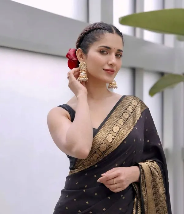 Black_Traditional_Saree_for_Women