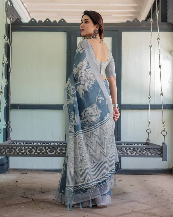 Blue_Floral_Print_Saree_for_Women
