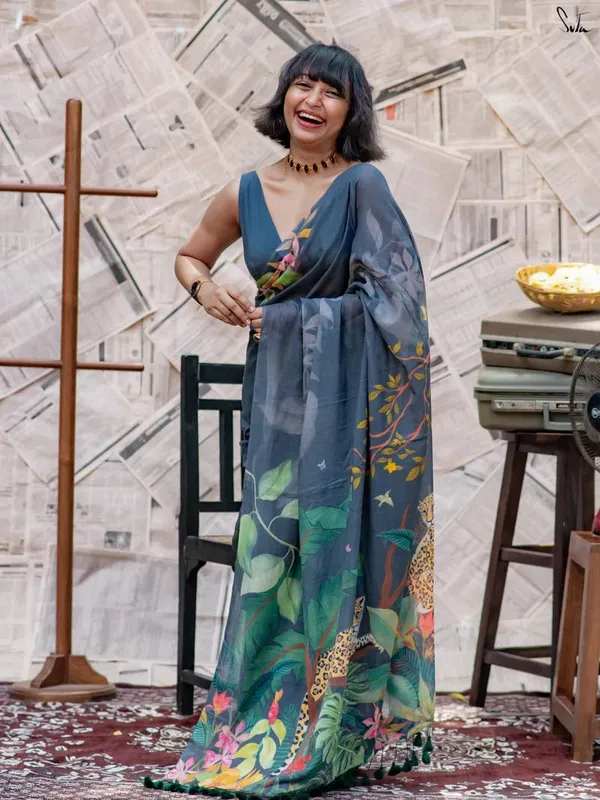 Blue_Sheer_Printed_Saree_for_Women