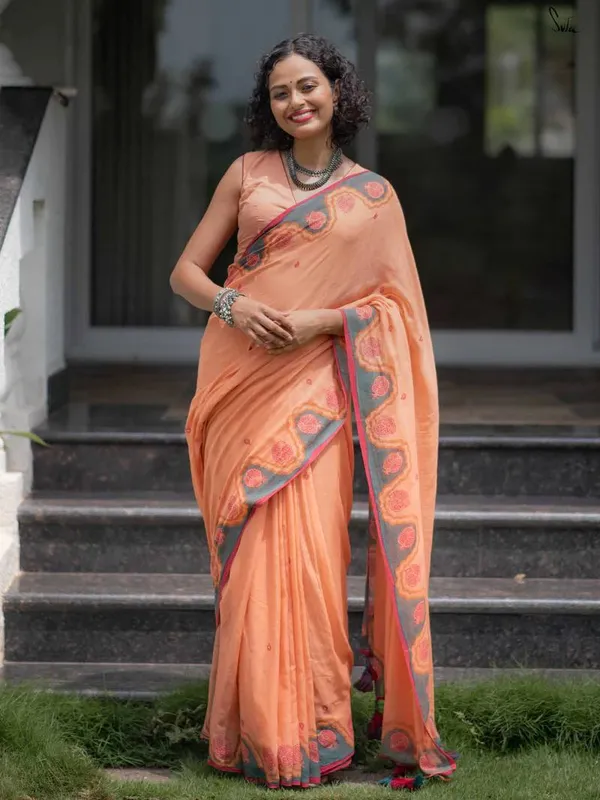 Peach_Printed_Saree_for_Women