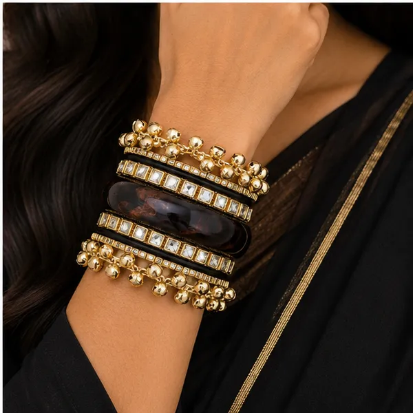 Gold_Tone_Resin_Statement_Bangle_Set_For_Women