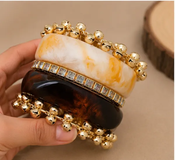 Multicolor_Resin_Traditional_Bangle_Set_For_Women