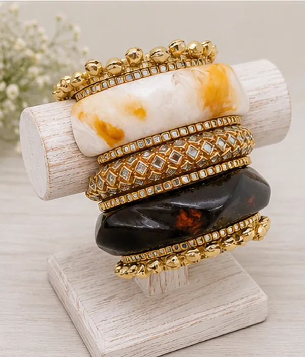 Gold_Tone_Designer_Bangle_Set_For_Women