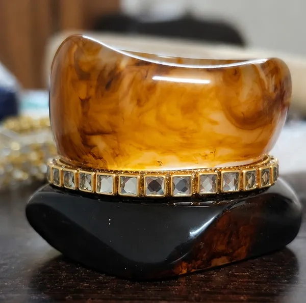 Brown_Resin_Stone_Bangle_Set_For_Women