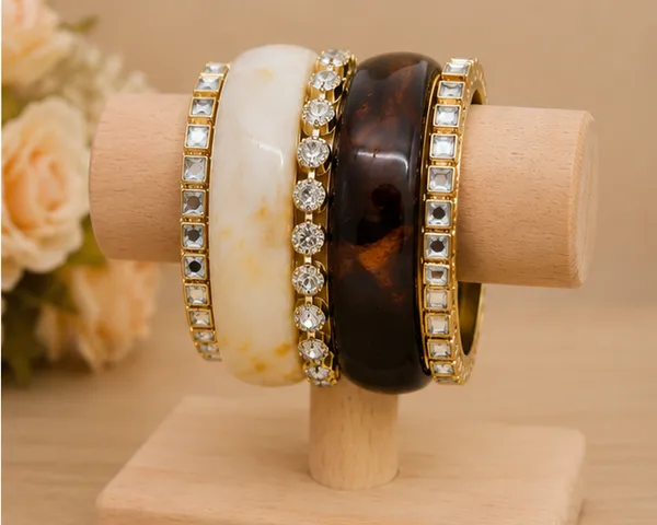 Gold_Tone_Designer_Stone_And_Resin_Bangle_Set_For_Women