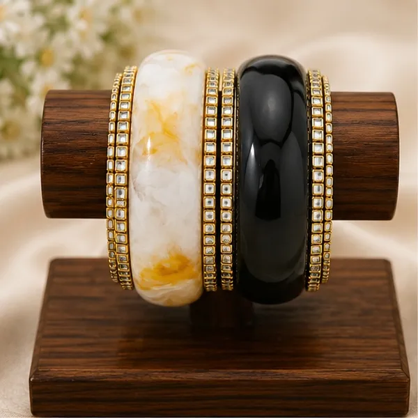 Black_And_White_Resin_Bangle_Set_For_Women
