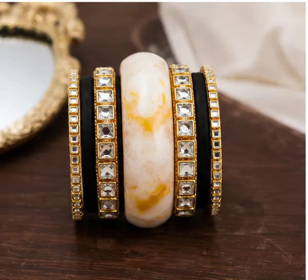 Gold_Tone_Resin_And_Thread_Bangle_Set_For_Women