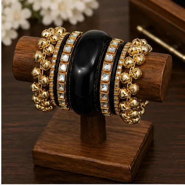 Black_Gold_Tone_Traditional_Bangle_Set_For_Women