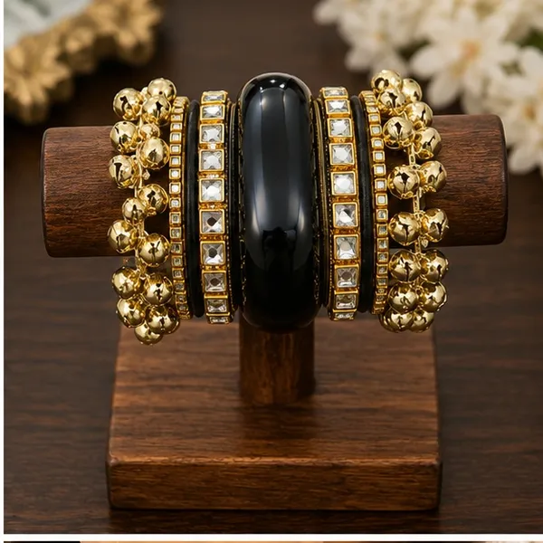 Black_Gold_Tone_Traditional_Bangle_Set_For_Women