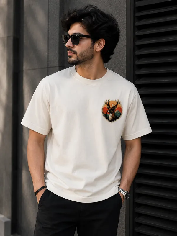 White_Graphic_Print_T-Shirt