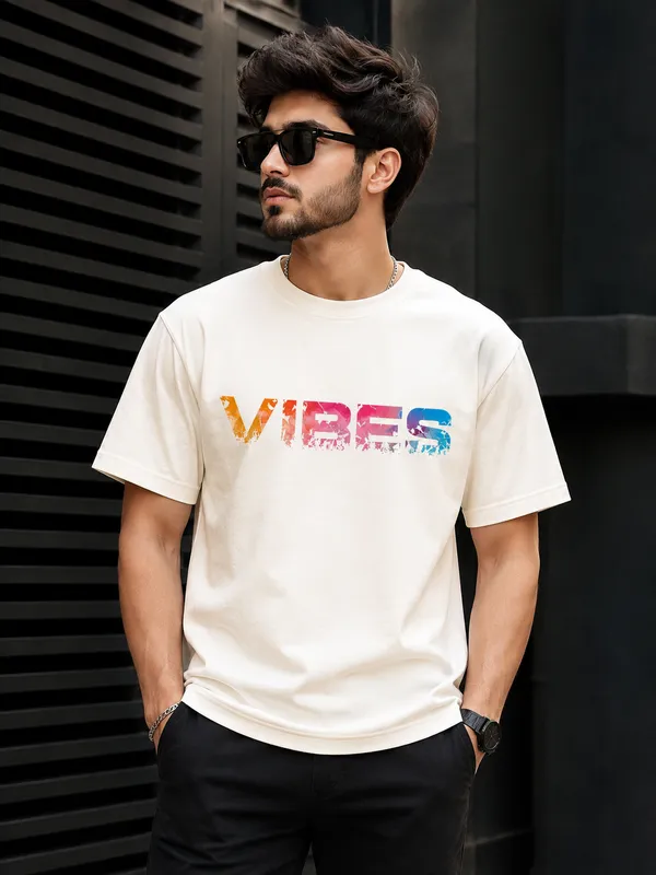 White_Graphic_Print_T-Shirt