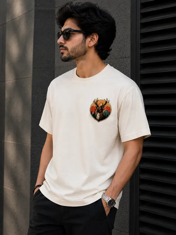 White_Graphic_Print_T-Shirt