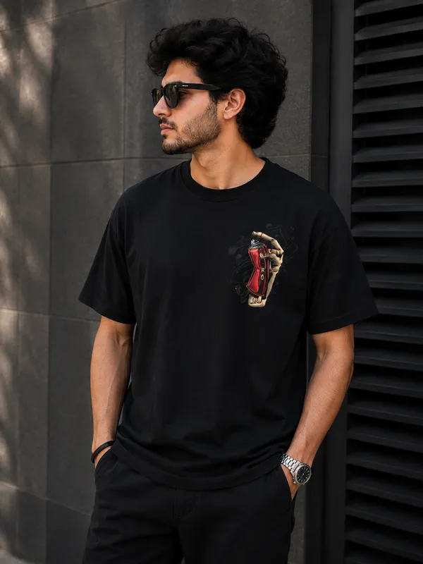 Black_Graphic_Print_T-Shirt