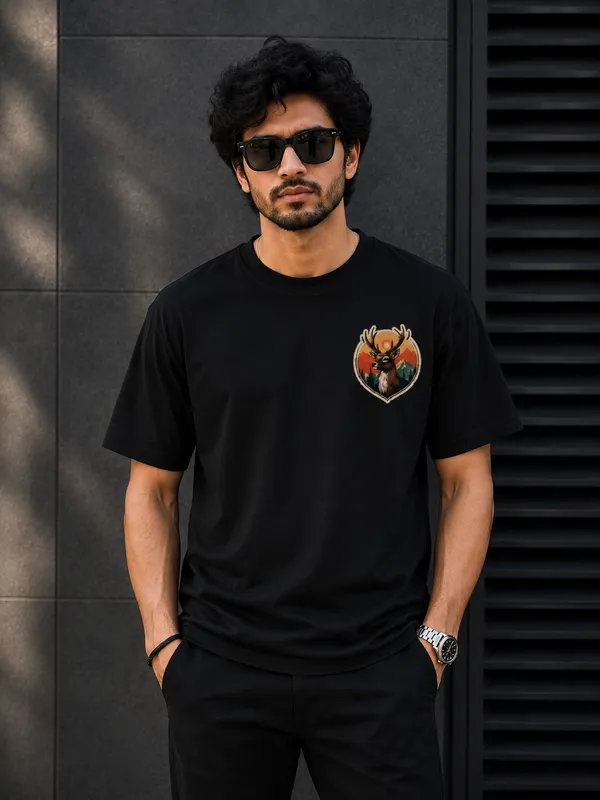 Black_Graphic_Print_T-Shirt