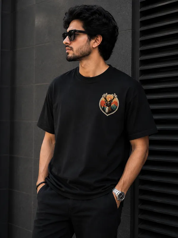 Black_Graphic_Print_T-Shirt