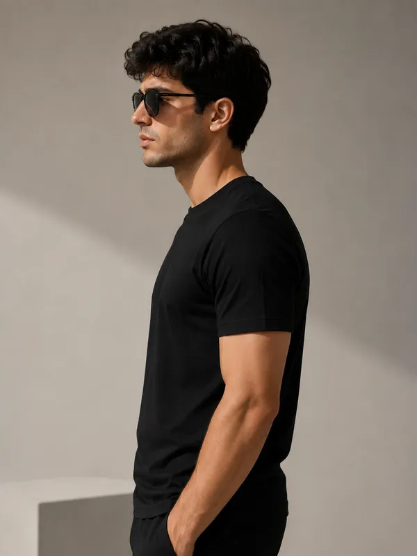 Black_Printed_T-Shirt