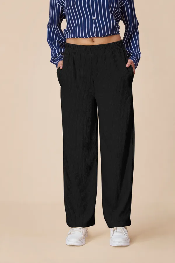 Black_Solid_Lycra_Trousers_For_Women