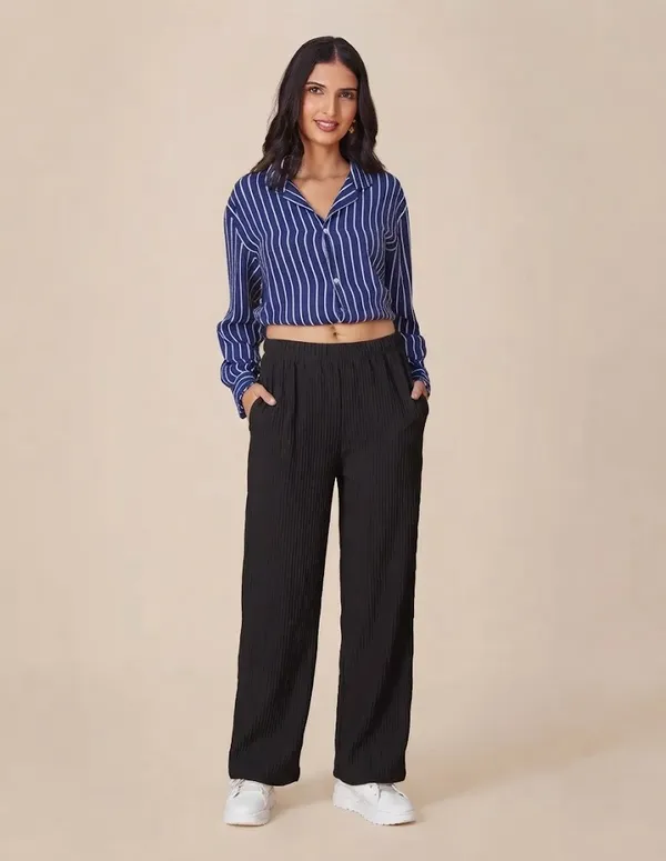 Black_Solid_Lycra_Trousers_For_Women