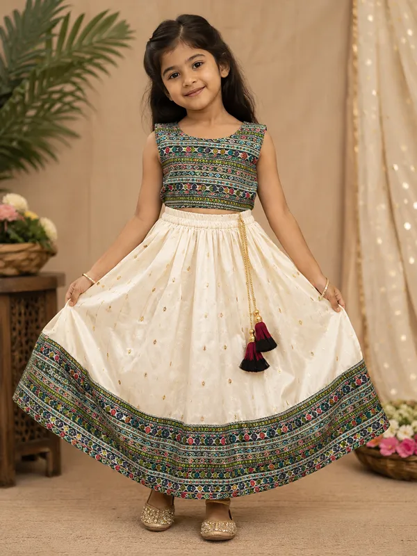 Multicolour_Printed_Ethnic_Lehenga_Set_for_Girls
