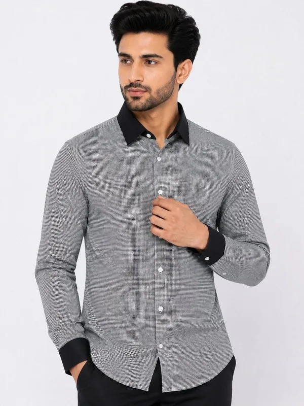 Grey_Checkered_Slim_Fit_Shirt_for_Men