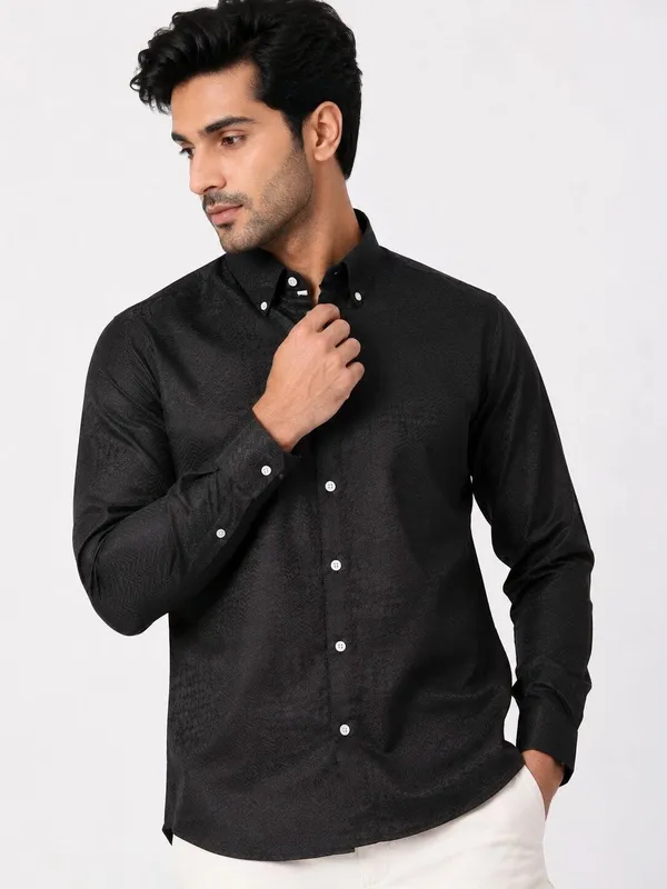Black_Jacquard_Slim_Fit_Shirt_for_Men