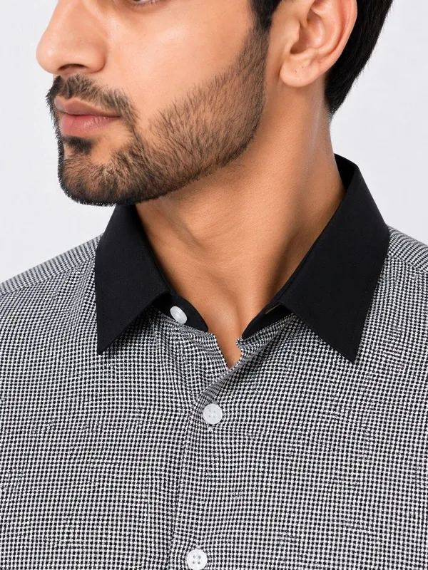 Grey_Checkered_Slim_Fit_Shirt_for_Men