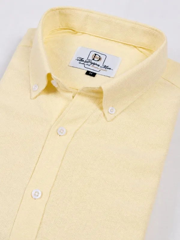Yellow_Textured_Regular_Fit_Shirt_for_Men